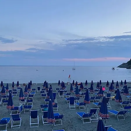 Big Holiday Near Cinque Terre Lejlighed